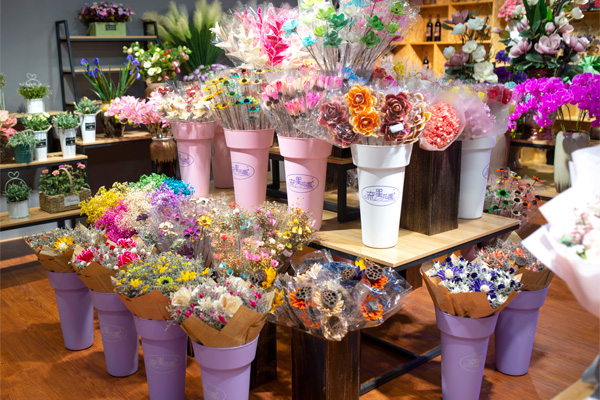 流星花园花店加盟轻松开店 为大家奉上光彩的鲜花